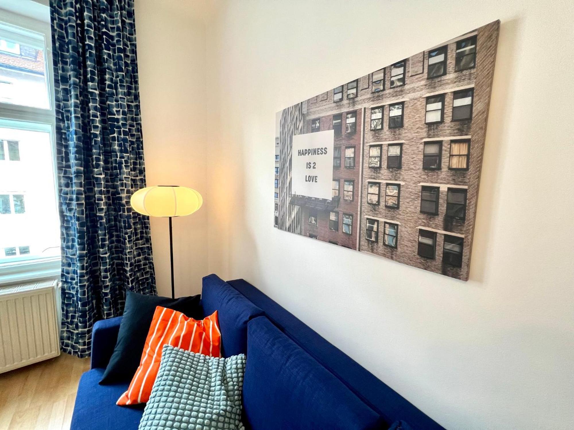 Cozy City Retreat - By Nahuen Suites グラーツ エクステリア 写真
